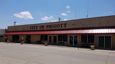 City Of Piggott | Piggott, Arkansas | City Hall, Fire, Police ...